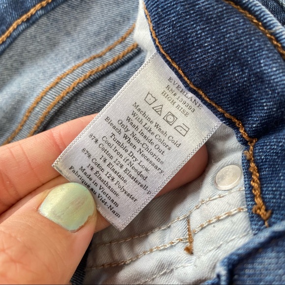 Everlane High Rise Dark Wash Classic Skinny Jeans - Picture 6 of 7